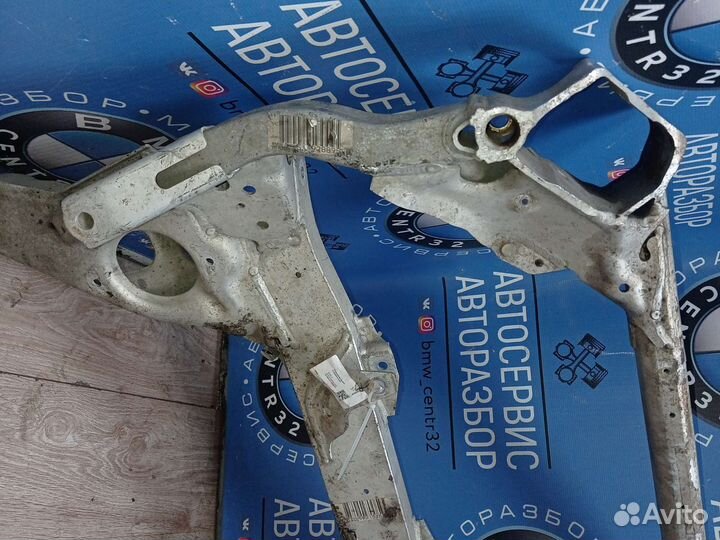 Полрамник передний на BMW 3 Е90