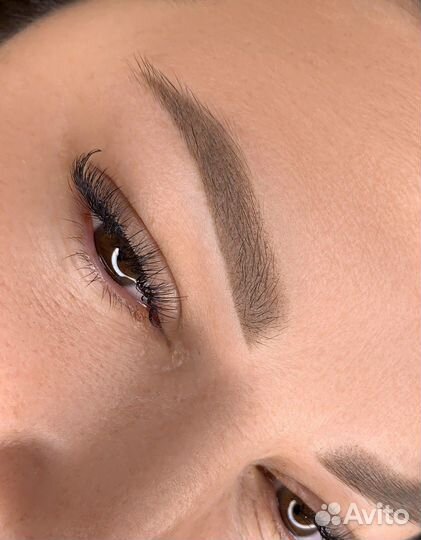 Перманентный макияж бровей, губ