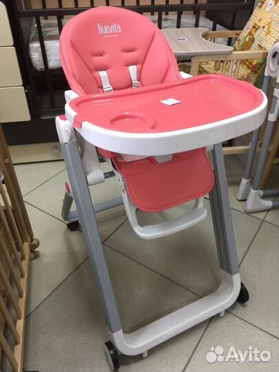 Стульчик для кормления ребенка
