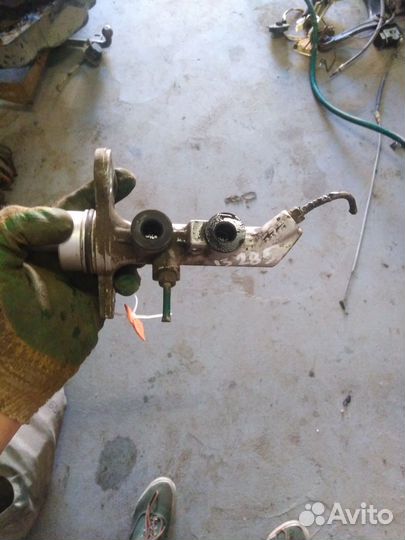 Главный тормозной цилиндр Opel vectra b