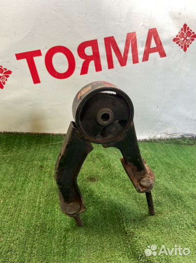 Подушка двигателя задняя Toyota Avensis Verso