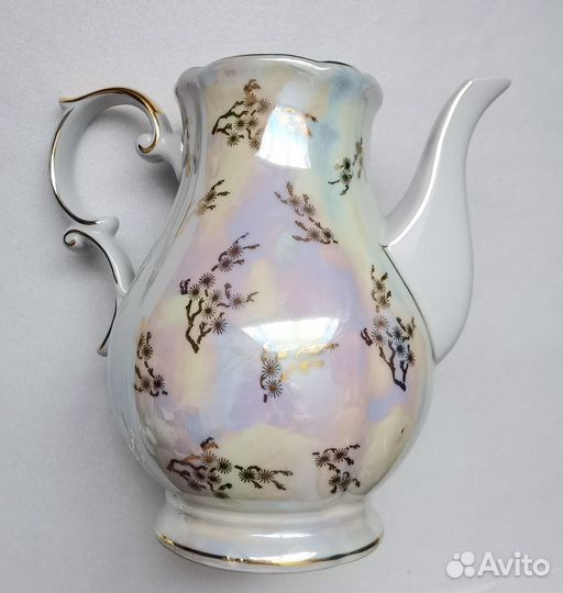 Чайник из сервиза Oscar Schlegelmilch Madonna