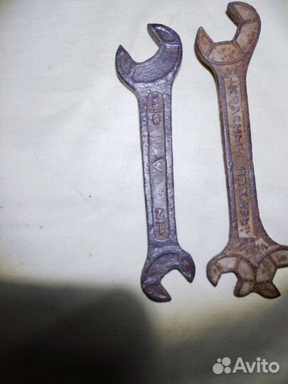 Старинные гаечные ключи