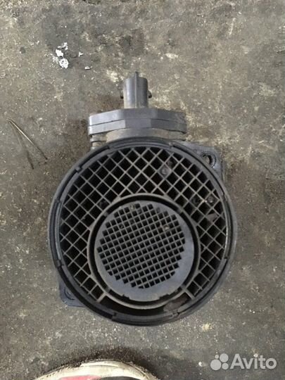 Датчик массового расхода воздуха дмрв