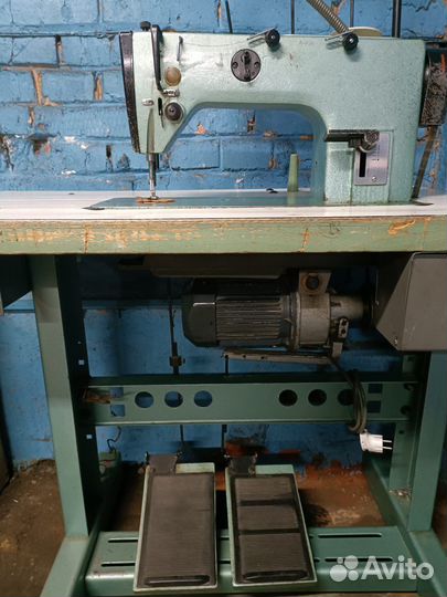 Швейная машина 1022 класса