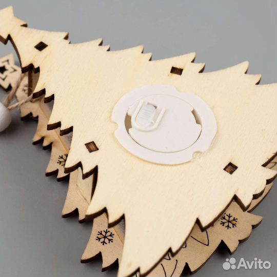 Ёлочное украшение из дерева, батарейки в комплекте