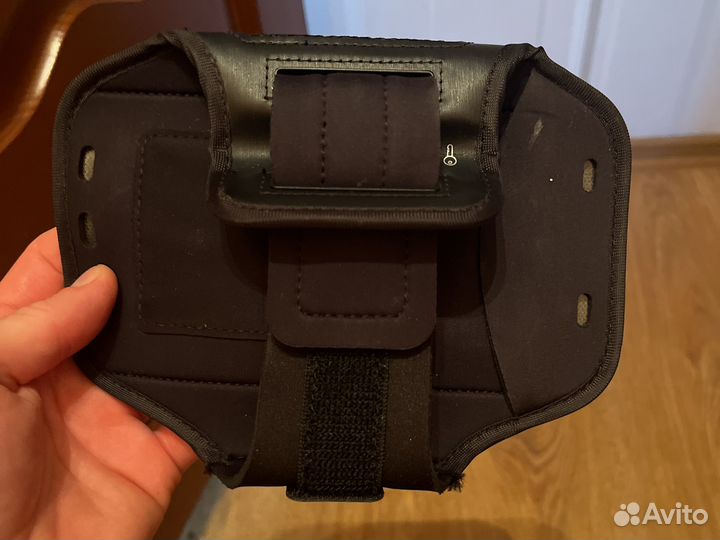 Держатель для телефона на руку