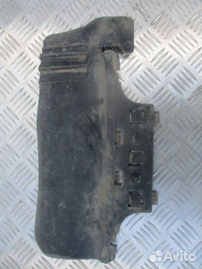 Накладка крыла Mercedes-Benz A9438810498