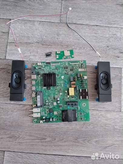 Материнская плата