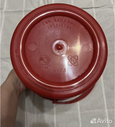 Большие пластиковые тазы и ведра 7л