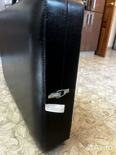 Кушетка для наращивания ресниц