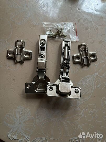 Петли с доводчиком