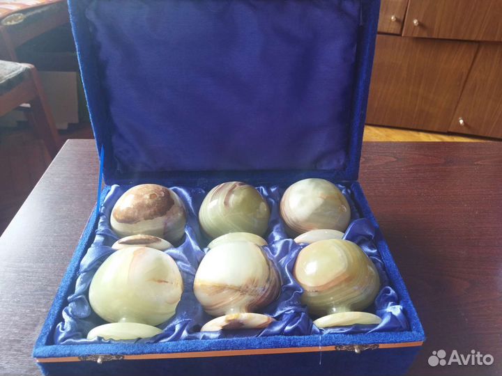 Коньячный набор. Рюмки из мраморного оникса