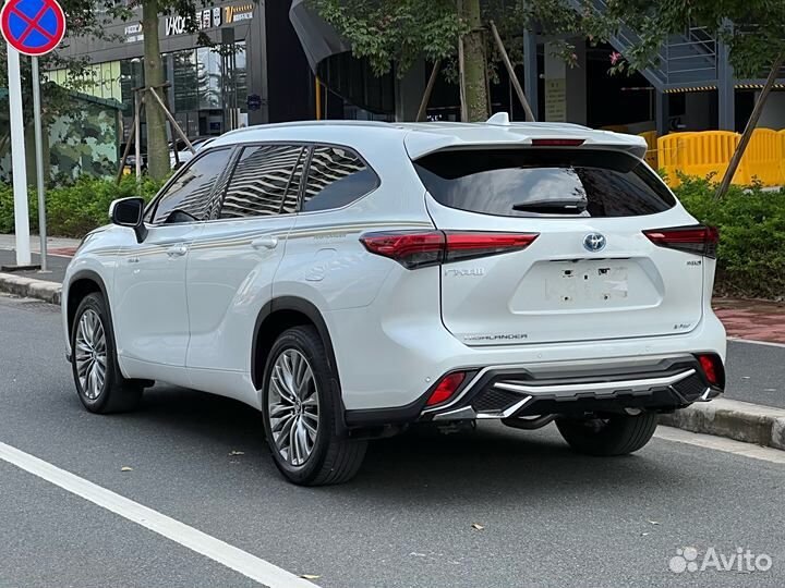 Toyota Highlander 2.5 CVT, 2021, 29 000 км