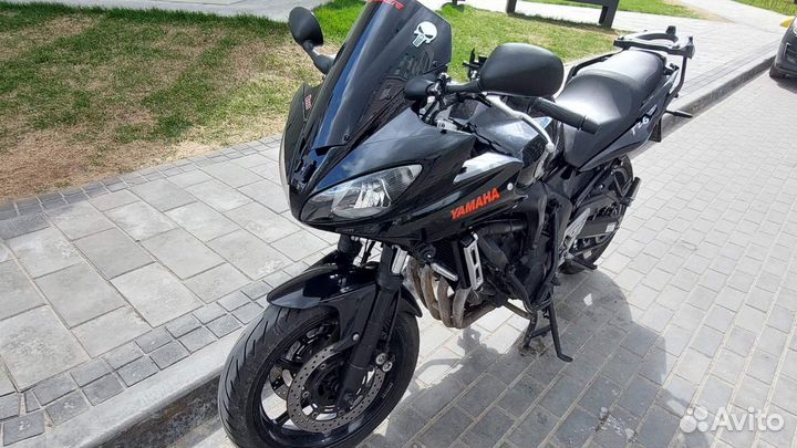 Передний обтекатель Yаmaha FZ6S2