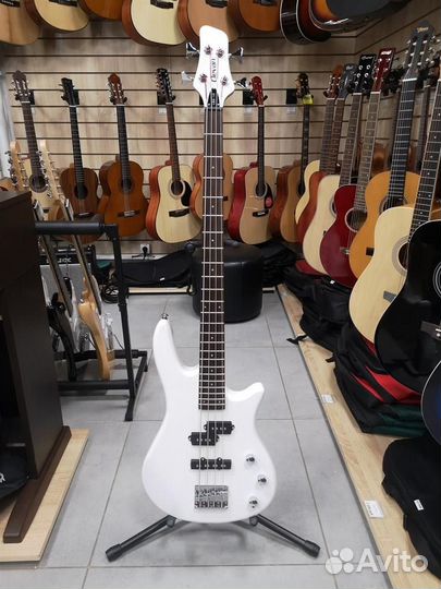 Бас-гитара Clevan CBB-10-PW-gloss