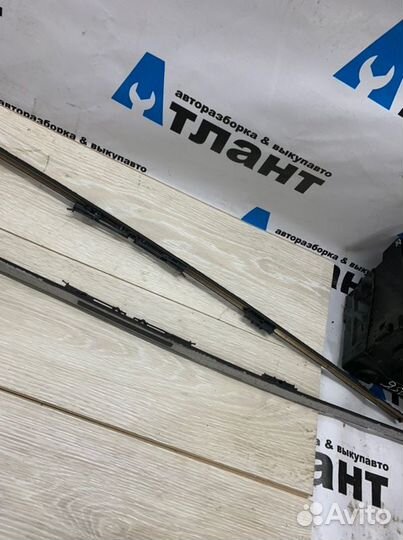 Молдинг крыши Opel Astra J A16XER 2010