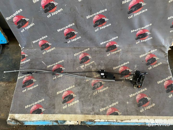 Замок правой электро сдвижной двери Mercedes w639