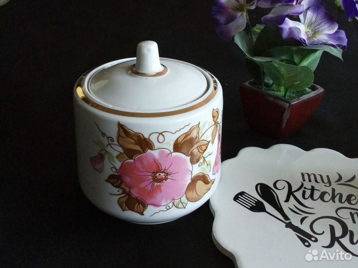 Чайник и сахарница СССР керамика