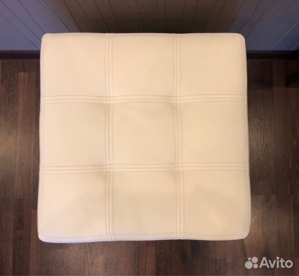 Пуф из натуральной белой кожи Möbel&Zeit