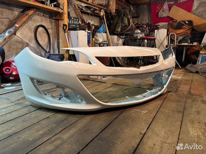 Бампер Opel Astra j рест