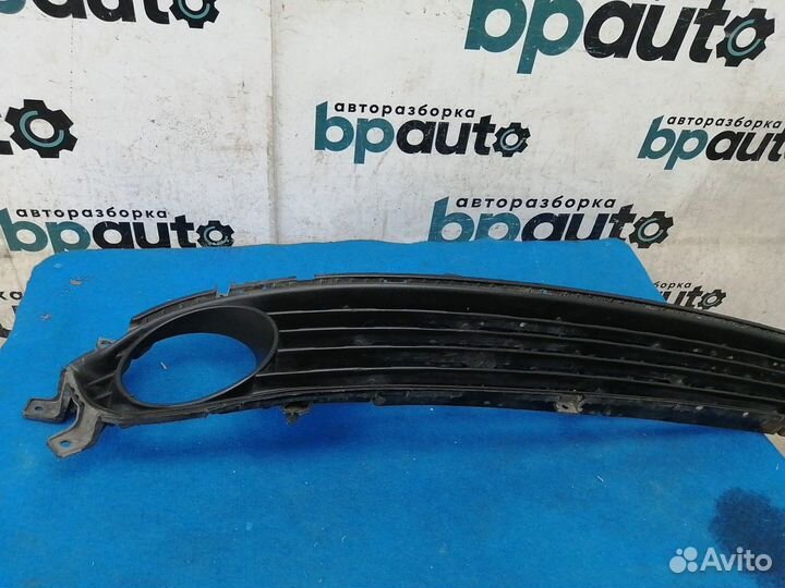 Решетка переднего бампера 86560-D4000 Kia Optima