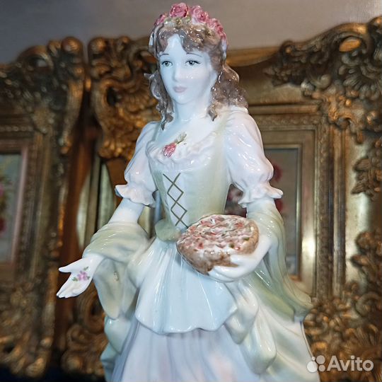 Королева Мая.Royal worcester.Статуэтка.Англия