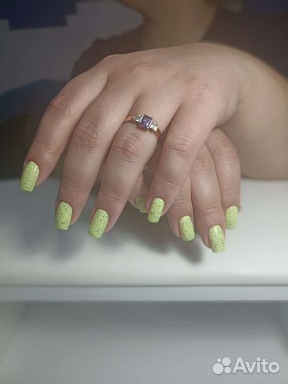 Маникюр и педикюр