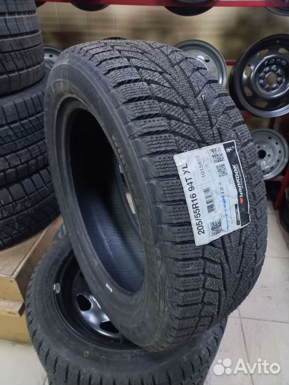 Hankook Winter I'Cept iZ 2 W616 205/55 R16