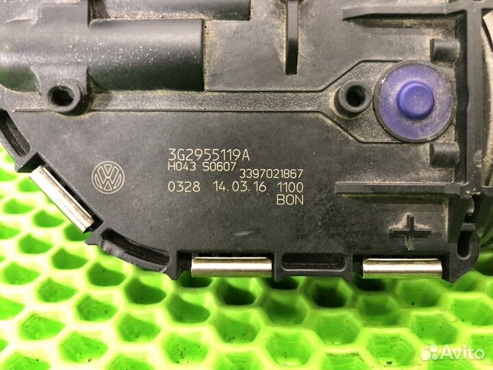 Моторчик стеклоочистителя передний