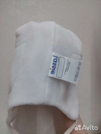 Новая демисезонная шапка lassie