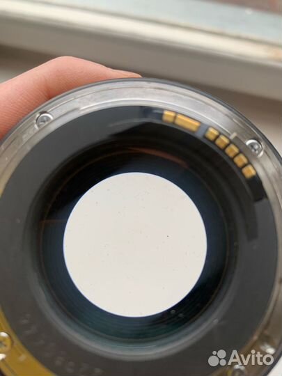 Объектив canon 85mm 1.8