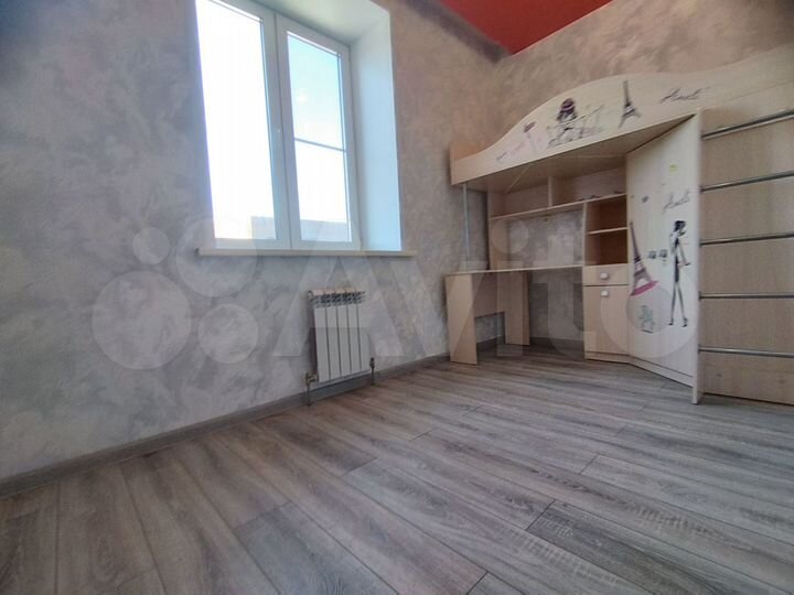 3-к. квартира, 80 м², 3/4 эт.