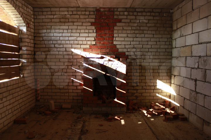 Дом 420 м² на участке 9 сот.