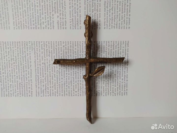 Крест Роза Франция