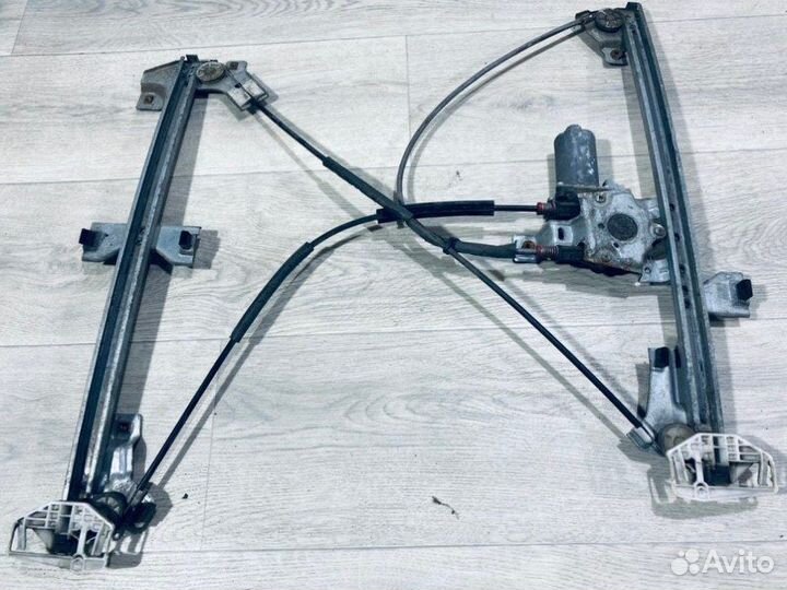 Стеклоподъемник передний левый Peugeot Partner