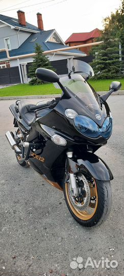 Kawasaki 1200 zzr