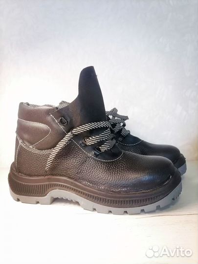 Спецобувь летняя 43 маломерят на 42 размер