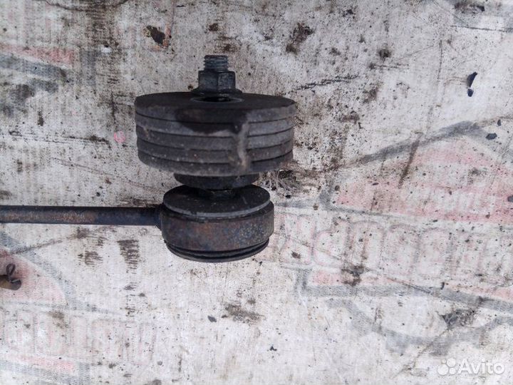 Трос МКПП Nissan Atlas P4F23 TD27 1992