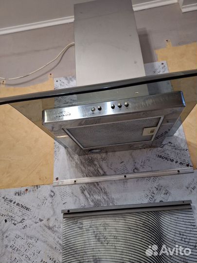 Вытяжка для кухни бу 50 см