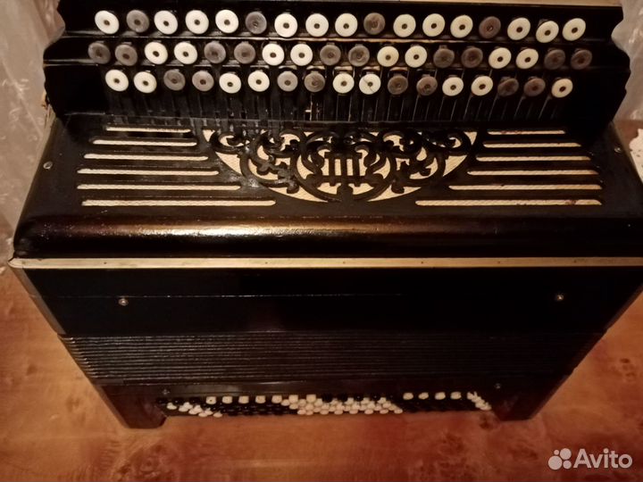 Гармонь тульская