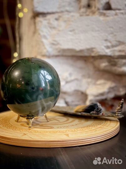 Магический шар нефрит
