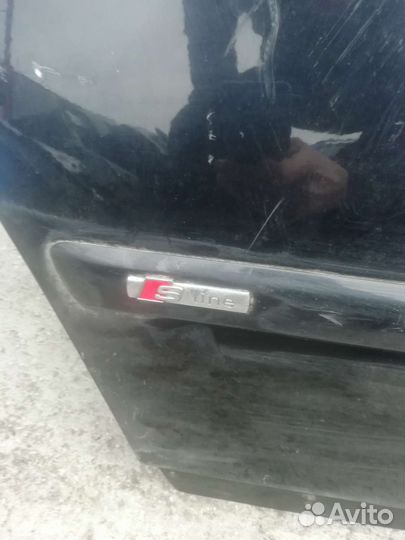 Задняя правая дверь Audi A4 b6 S-line