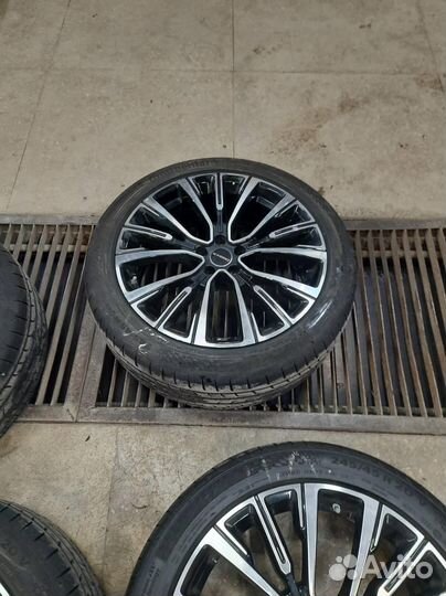 Литые R20 pсd:5x108 ет:36 DIA:65.1