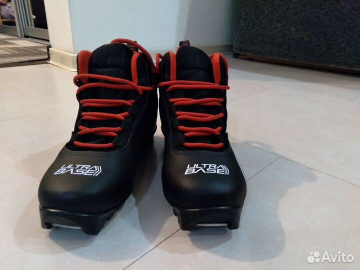 Лыжные ботинки 36 размер NNN