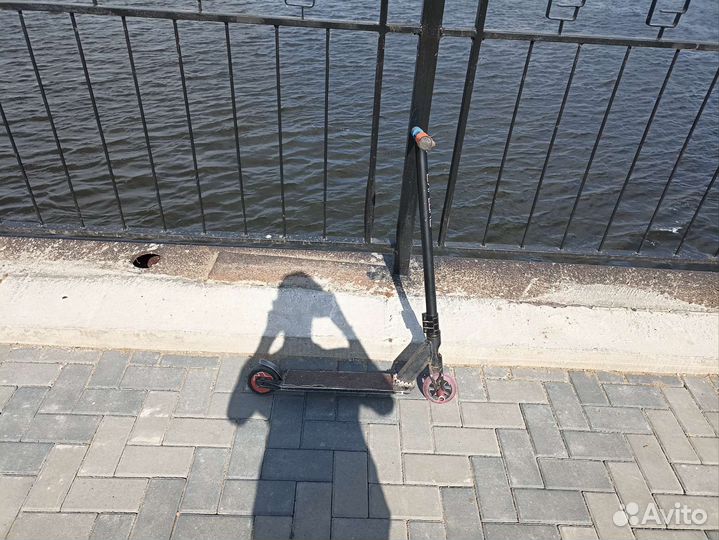 Трюковой самокат кастом парк