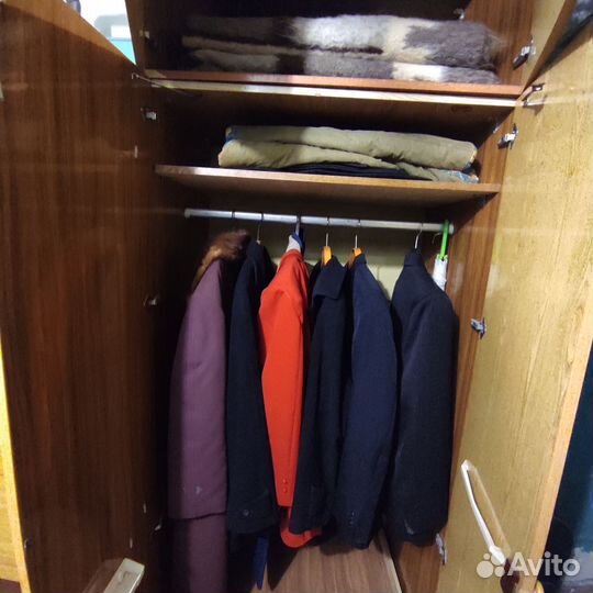 Спальный гарнитур