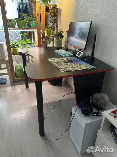 Компьютерный стол бу
