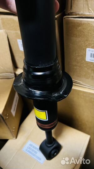 Передний амортизатор Lexus GX470