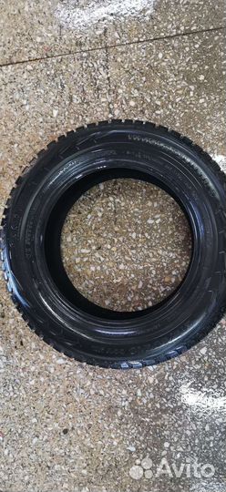 Nokian Tyres Hakkapeliitta 5 215/60 R16